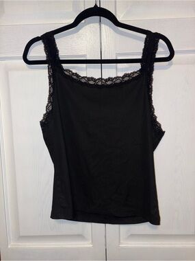 SHEIN Black Lace-Trim Ribbed Tank Top